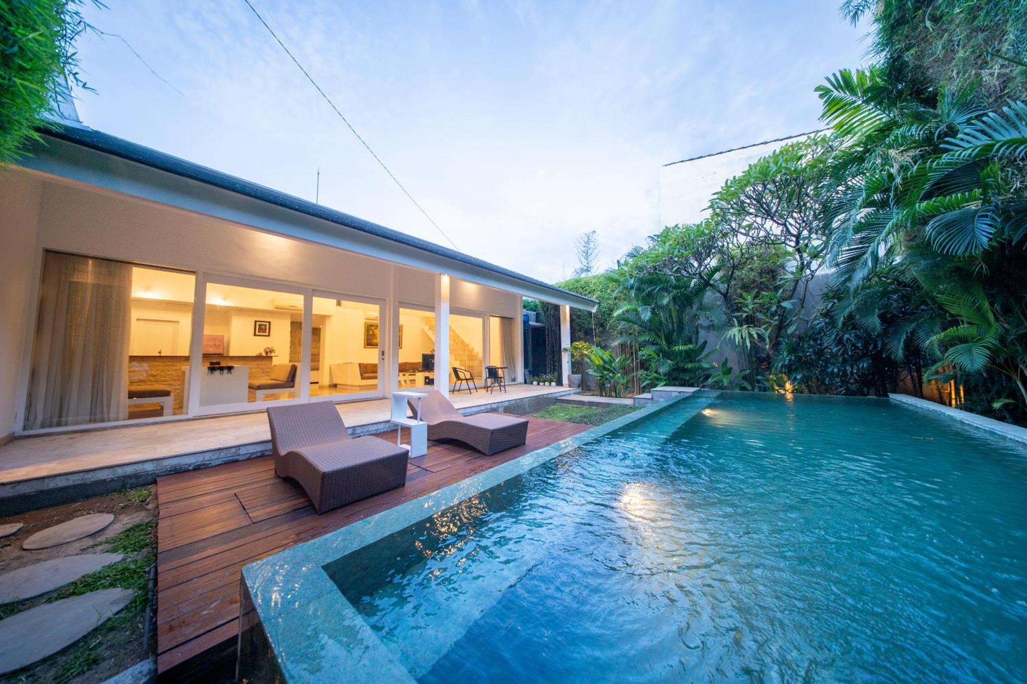 Villa Rainbow Sanur Exterior photo